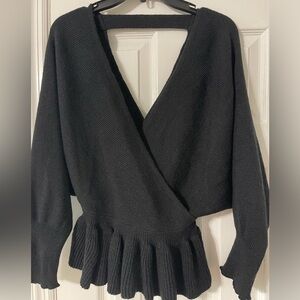 Gorgeous boutique v sweater